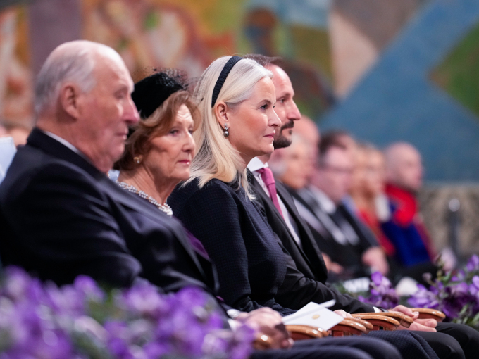 Kongeparet og Kronprinsparet under seremonien i Oslo rådhus. Foto: Javad Parsa / NTB